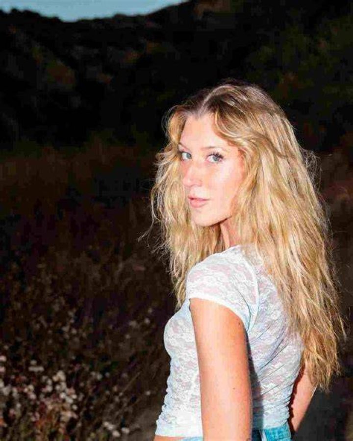 Addison Vodka Instagram: A Comprehensive Guide to Her Life, Success, and Online Presence