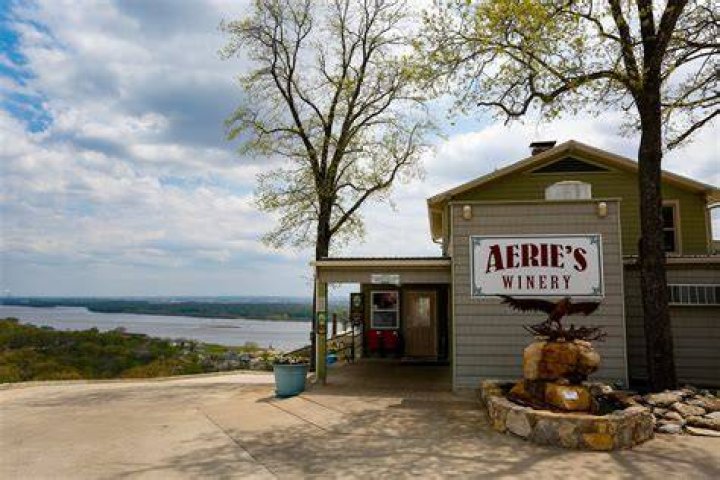 Aerie's Winery in Grafton: A Premier Destination for Wine Enthusiasts