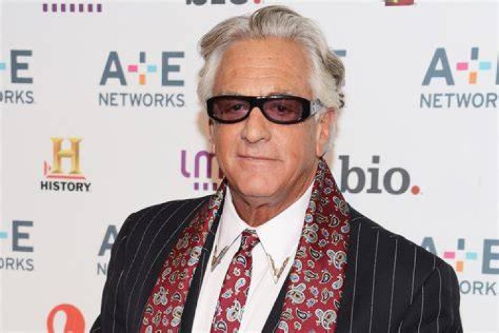 Barry Weiss Net Worth 2023: Exploring the Wealth and Success of a Media Mogul