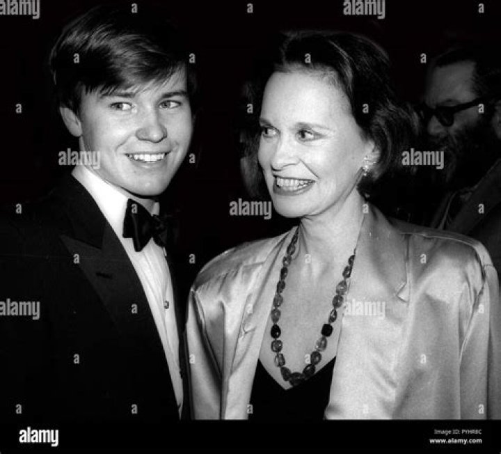 Carter Vanderbilt Cooper: A Comprehensive Look into the Life and Legacy