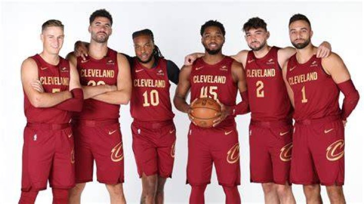Cavaliers: The Ultimate Guide to the Team That's Taking the NBA by Storm