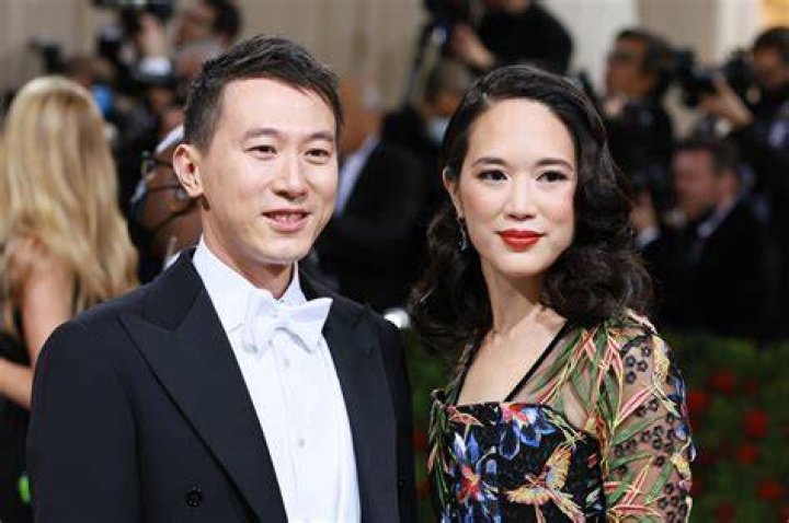 Chew Hou Zi Wife: A Comprehensive Look into Her Life and Achievements
