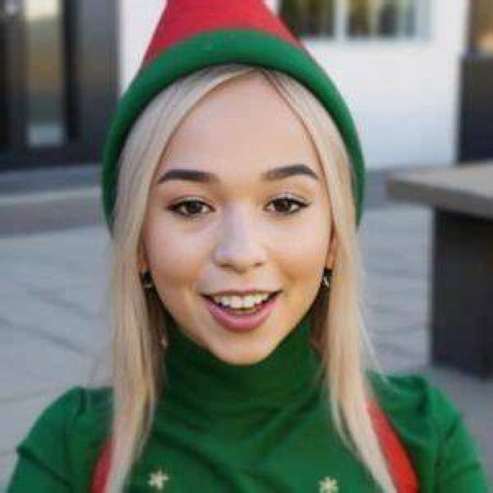 Dakota FTV Girls: A Rising Star in the Entertainment Industry