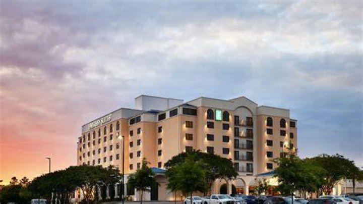 Embassy Suites Columbia Greystone: Your Ultimate Stay in South Carolina