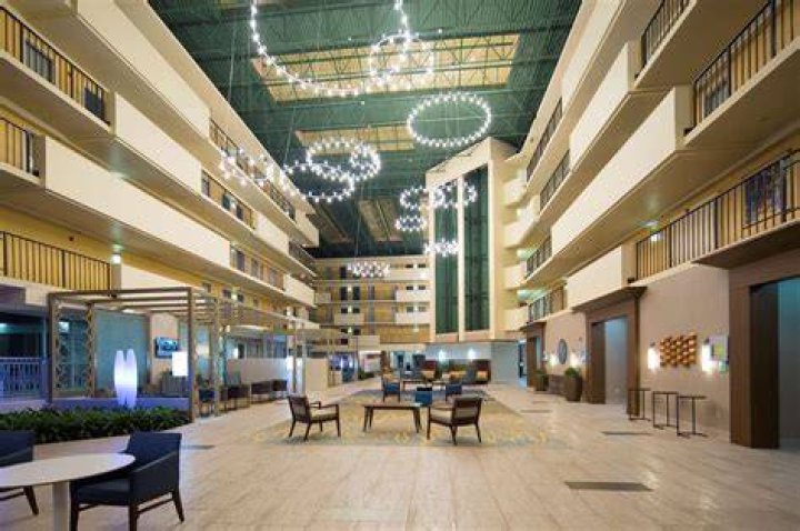 Embassy Suites Memphis TN: A Luxurious Stay in the Heart of Tennessee