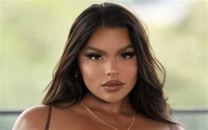 Exploring the World of Gracie Bon: Rising Star in the Entertainment Industry