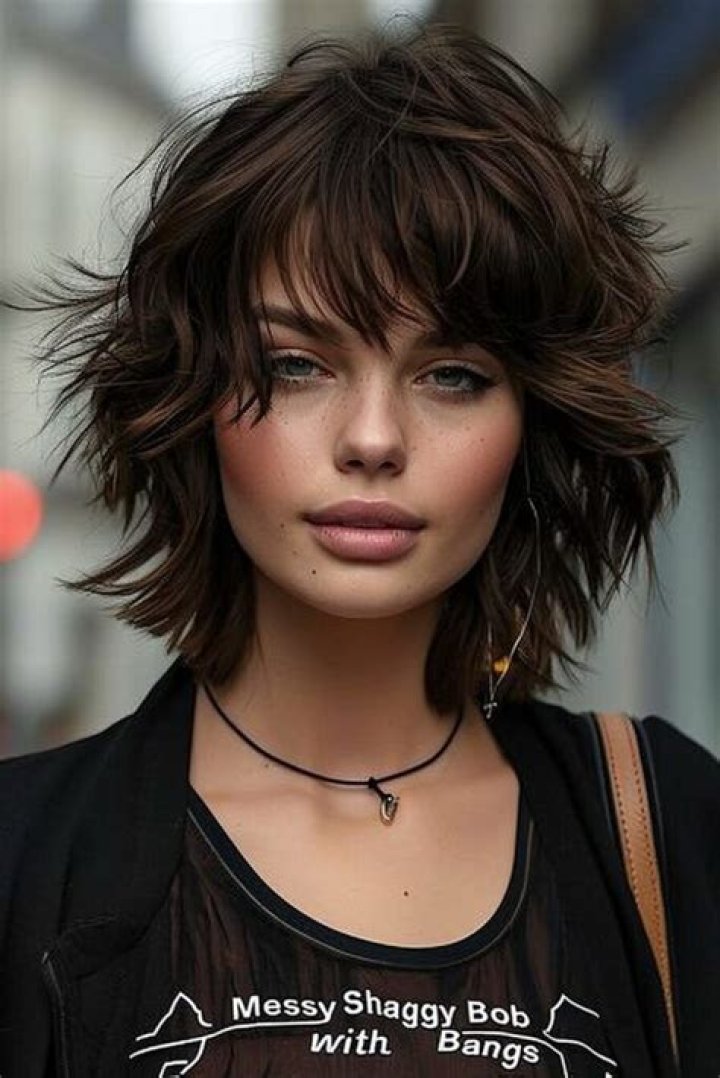 How to Master the DIY Haggy Bob: A Complete Guide to Effortless Style