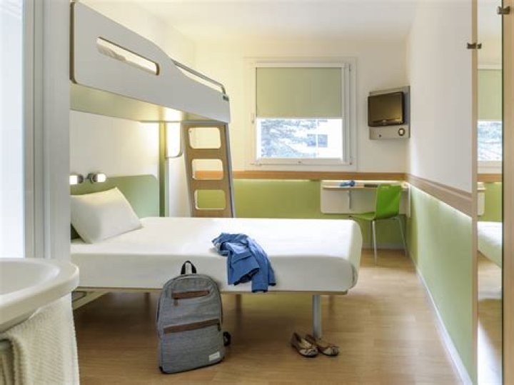 Ibis Budget V&eacute;lizy: Your Affordable Stay in the Heart of Paris Suburbs