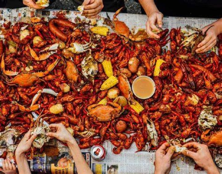 Jakes Crawfish: A Delectable Experience of Louisiana's Finest Seafood
