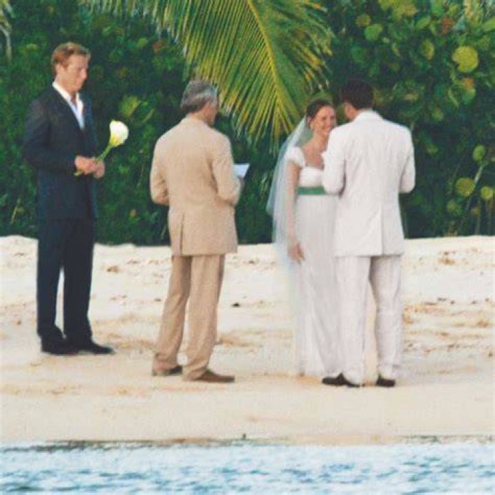 Jennifer Garner and Ben Affleck's Wedding: A Story of Love and Reunion