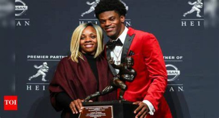 Lamar Jackson Relationship: Exploring the Personal Life of the NFL Star