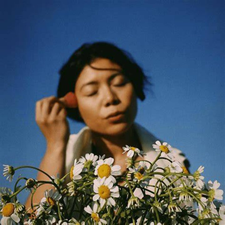 Lotti Dottie: The Rising Star of Modern Music