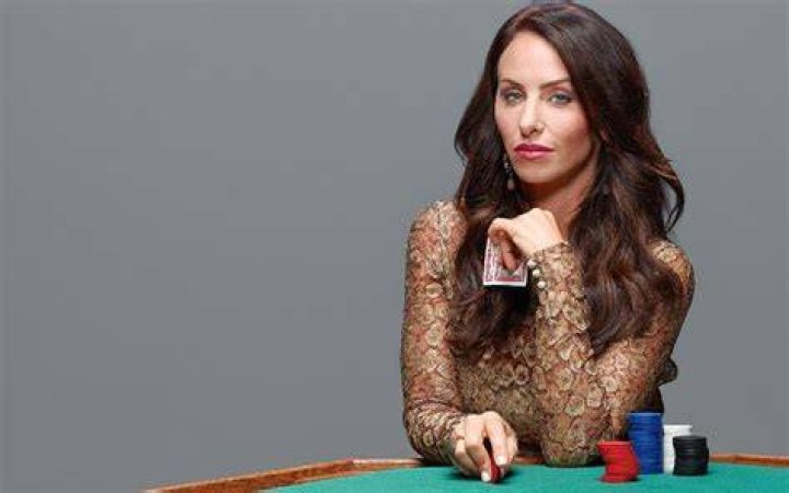 Molly Bloom: The Remarkable Journey of the Woman Who Revolutionized Poker