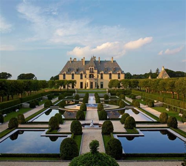 Oheka Castle NY: The Grandeur and History of Long Island's Iconic Landmark