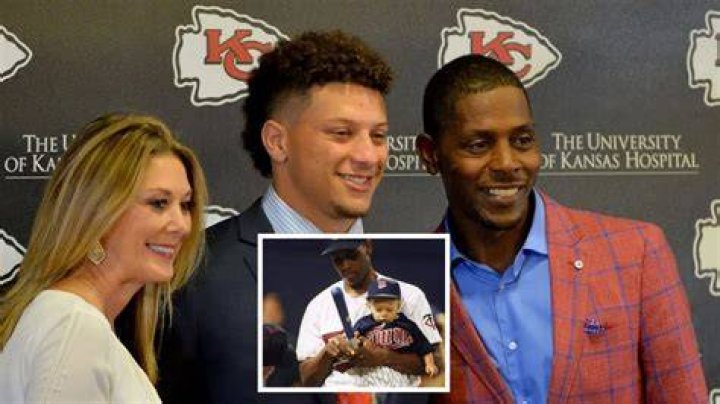 Patrick Mahomes' Dad Age: Exploring the Legacy and Impact of Pat Mahomes