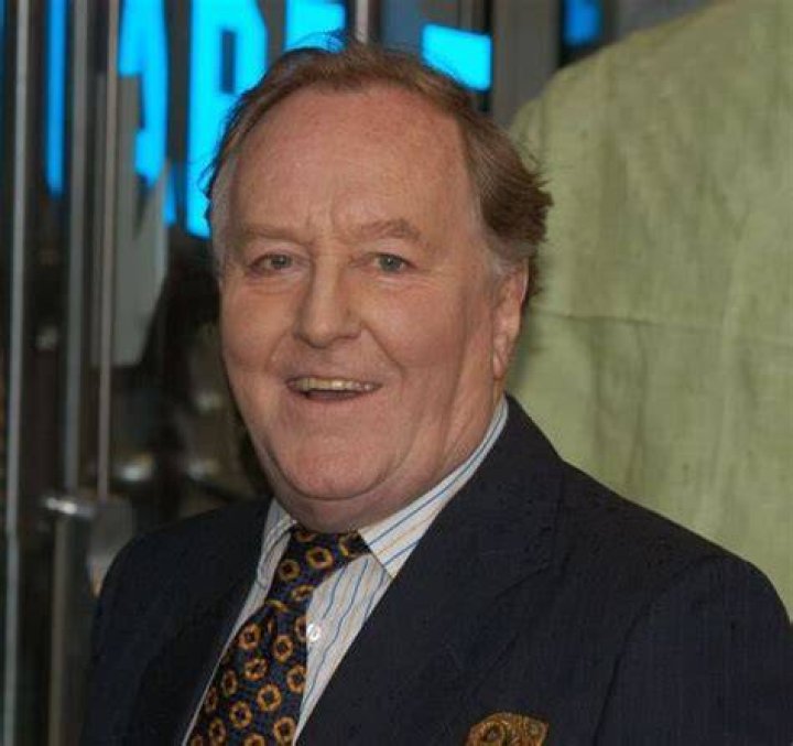 Robert Hardy: A Comprehensive Exploration of the Iconic Actor's Life and Career