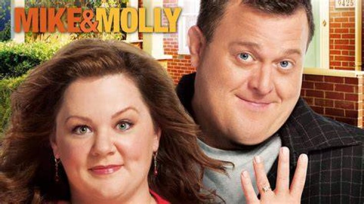 Sitcom Molly and Mike: A Family-Focused Comedy That Stands the Test of Time