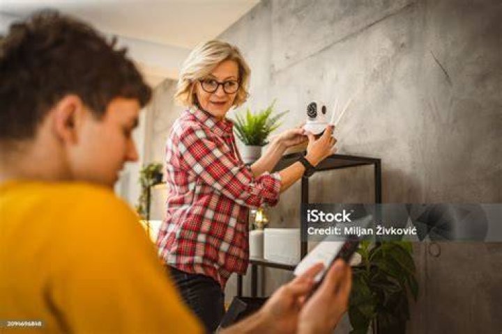 Son and His Mom CCTV: A Closer Look at Family Dynamics in Modern Surveillance