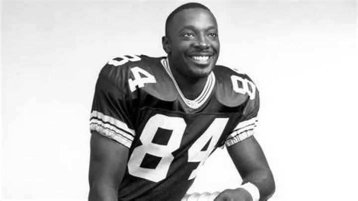 Sterling Sharpe: A Legendary Career in the NFL