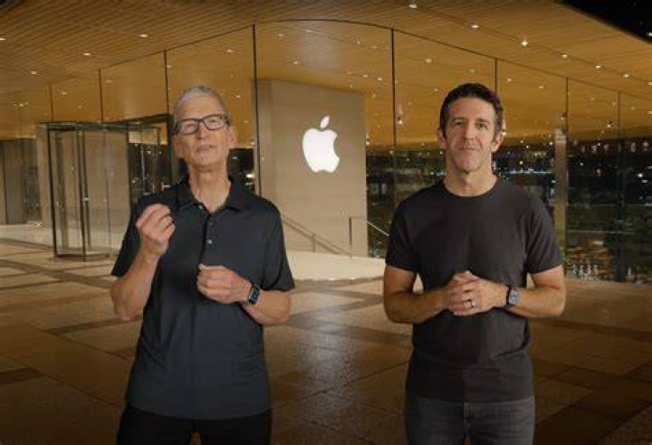 Tim Cook's Boyfriend: Exploring the Personal Life of Apple's CEO