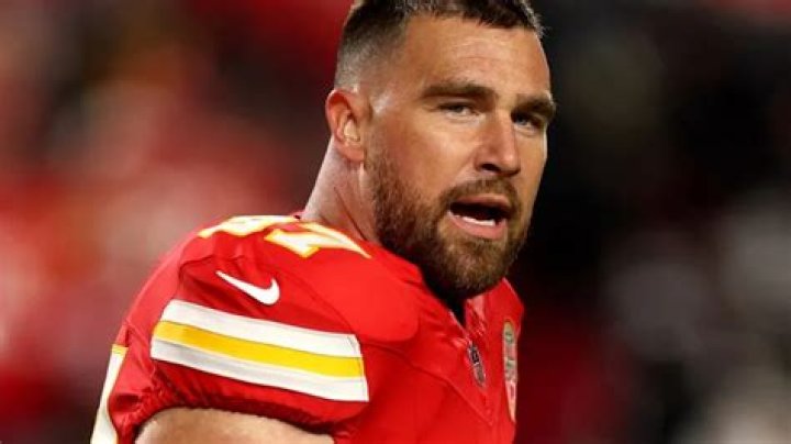 Travis Kelce's National Anthem Moment: A Deep Dive